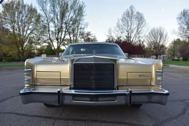 beautiful time capsule survivor 1979 lincoln continental town coupe