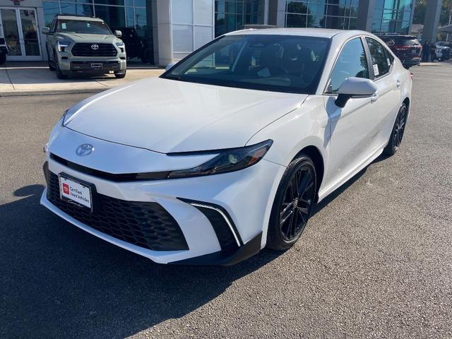 2025 toyota camry se