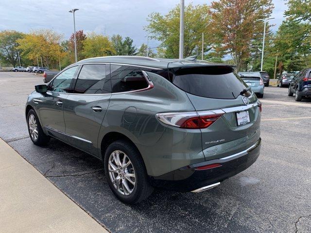 2024 buick enclave essence