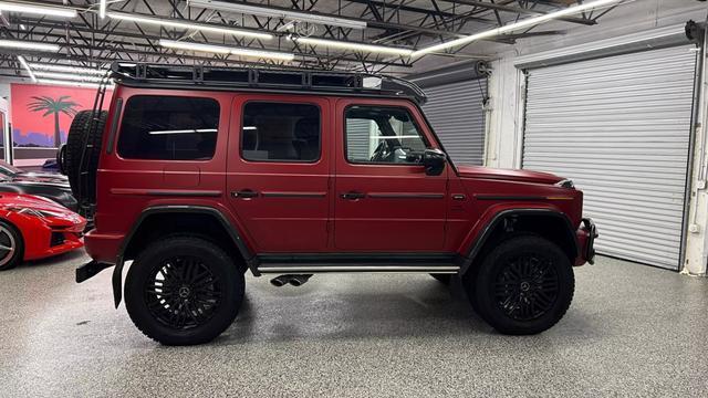 2022 mercedes-benz amg g 63 4x4 squared