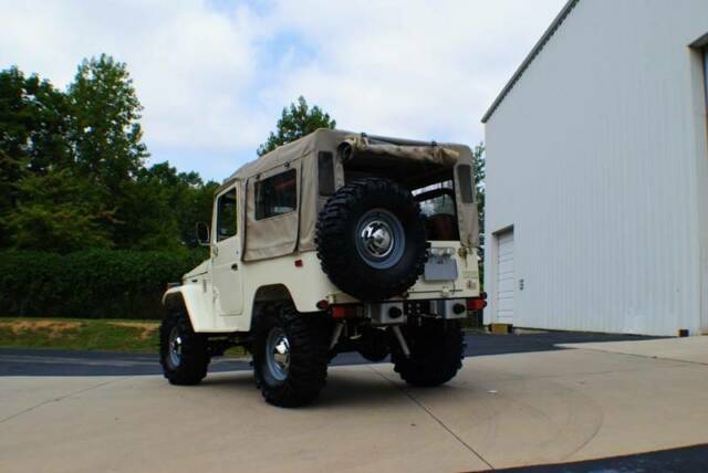 1980 toyota land cruiser fj40 land cruiser 2f 4.2l i6 130hp 4-speed manual 4x4