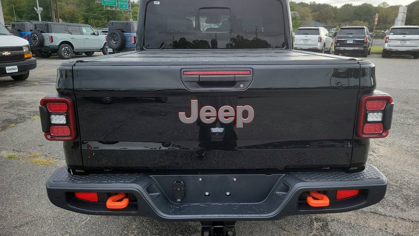 2021 jeep gladiator mojave
