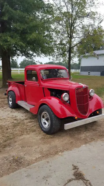 1936 pickup body w/ 1979 ford shortbed frame, mustang 289 engine & transmission