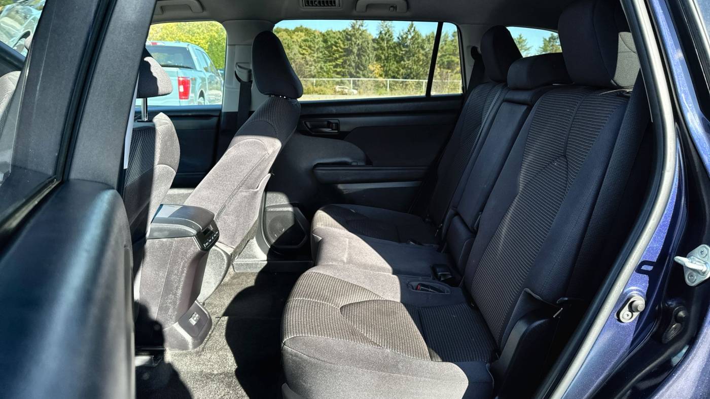 2023 toyota highlander platinum