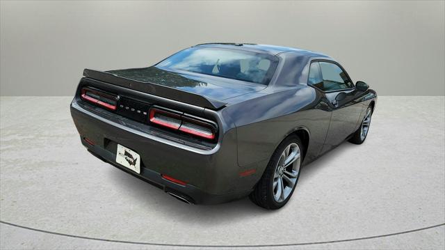 2022 dodge challenger r/t