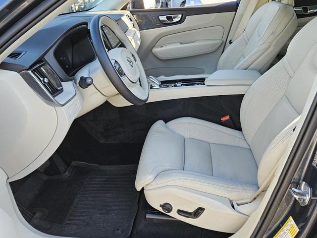 2022 volvo xc60 b5 inscription