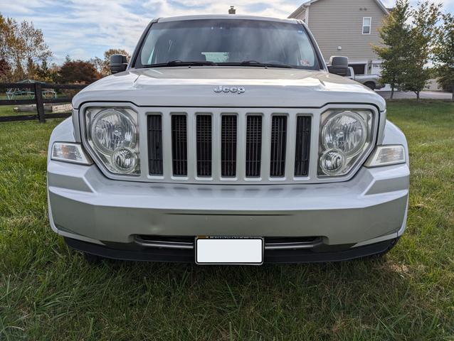 2010 jeep liberty sport