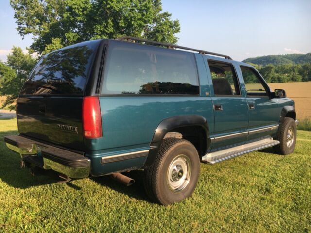 1993 chevrolet suburban 2500 4 x 4