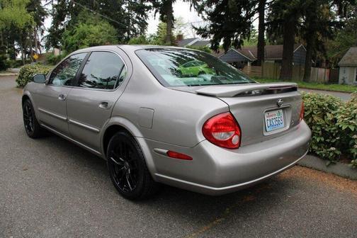 2001 nissan maxima in co bluffs, iowa