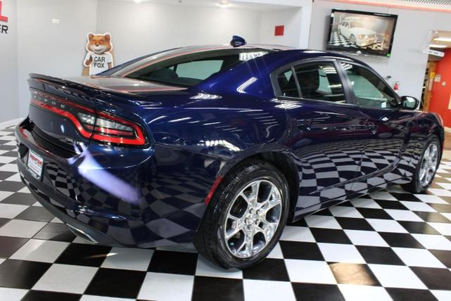 2016 dodge charger sxt