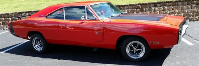 genuine 1970 charger r/t 440 automatic less than ik miles since completion