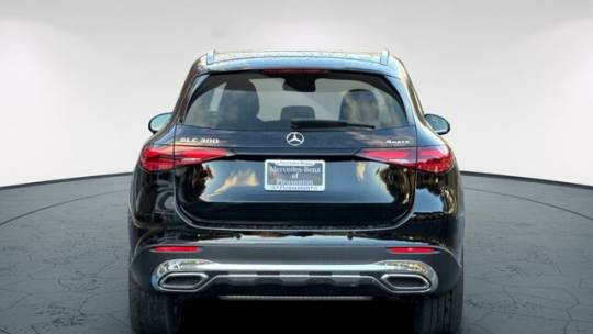 2025 Mercedes-Benz GLC