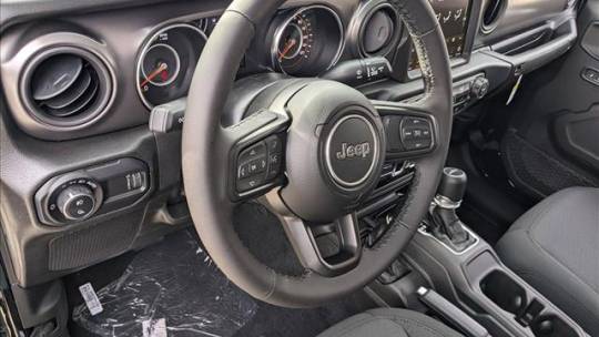 2023 Jeep Gladiator