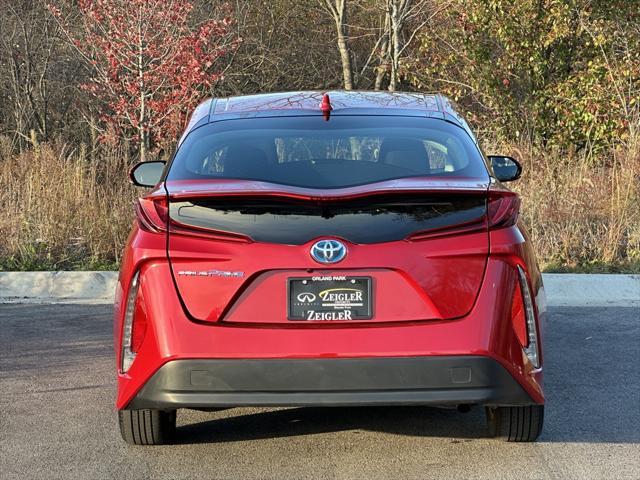 2020 toyota prius prime le