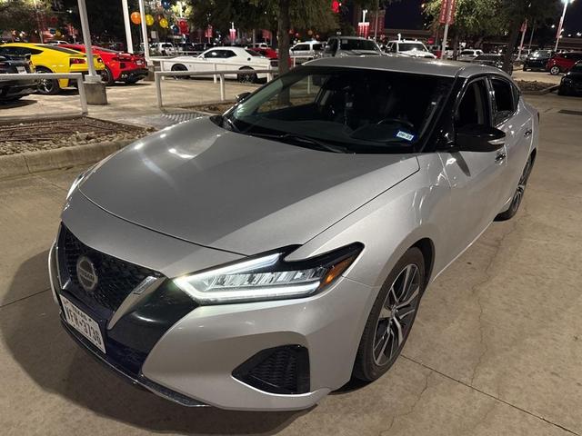 2022 nissan maxima sv