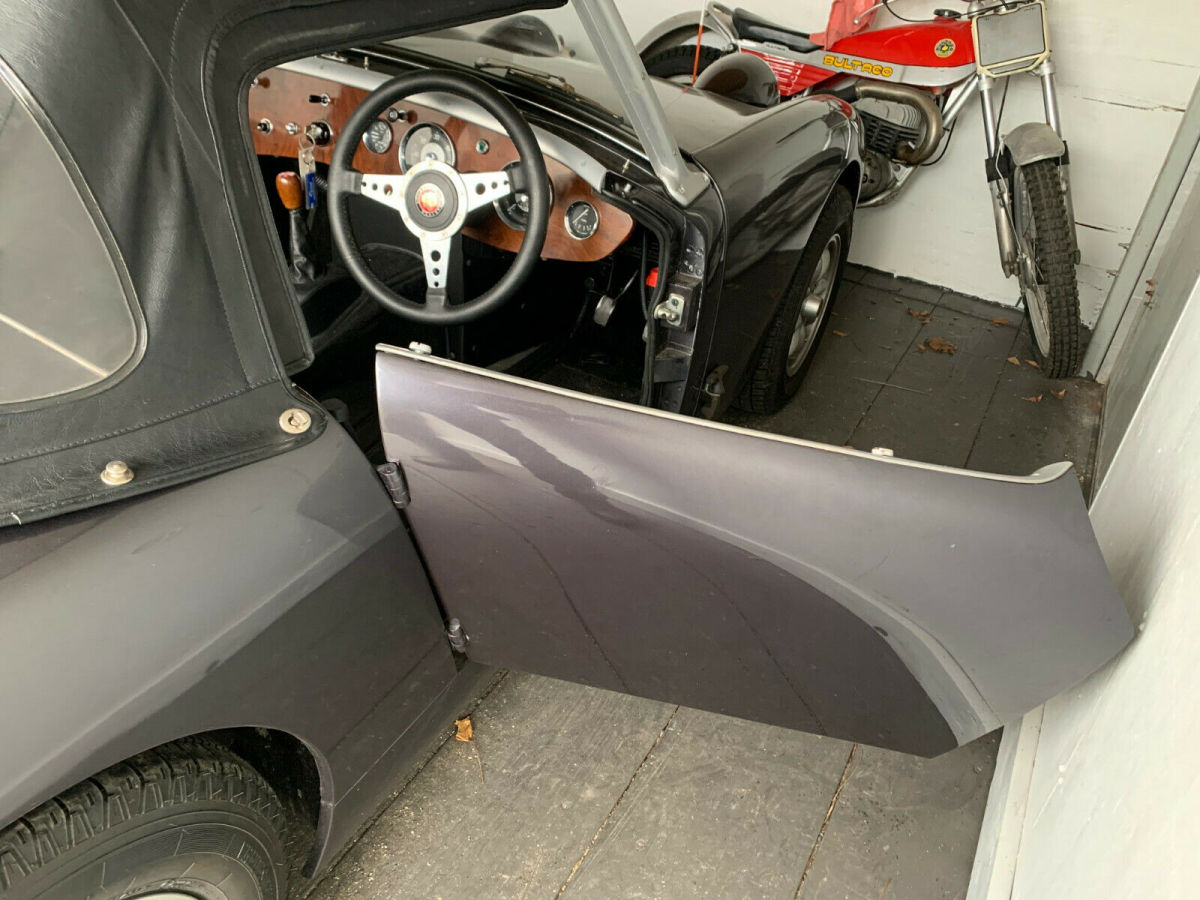 1959 austin-healey bugeye sprite 300 miles gray roadster 1275cc 4-spd manual
