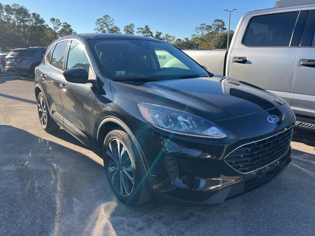 2021 ford escape se