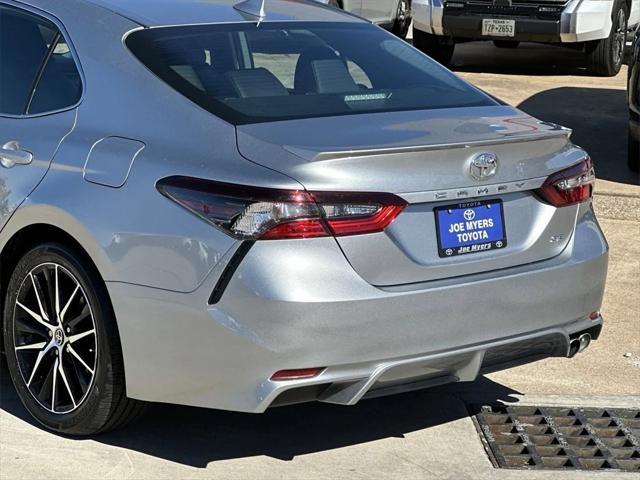 2024 toyota camry se