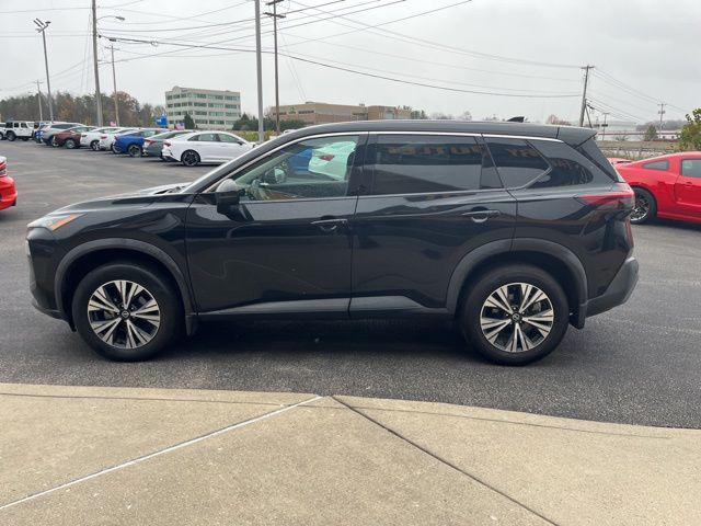 2021 nissan rogue sv