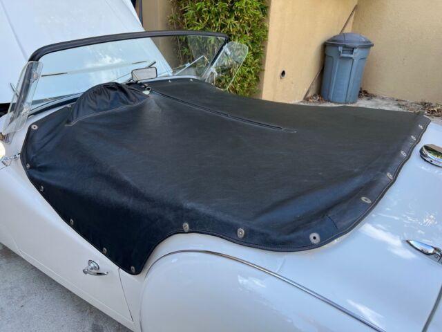 1960 triumph tr 3 convertible white rwd manual