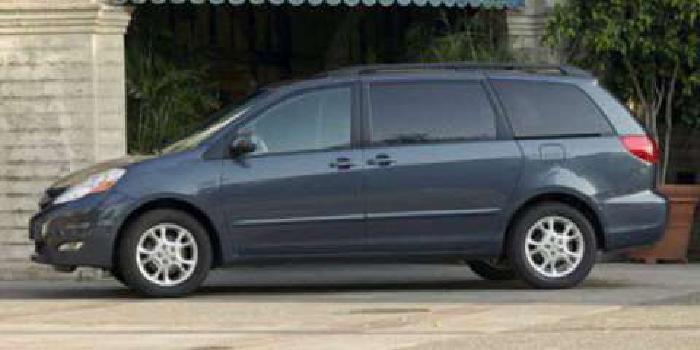 2007 toyota sienna xle in sacramento, ca