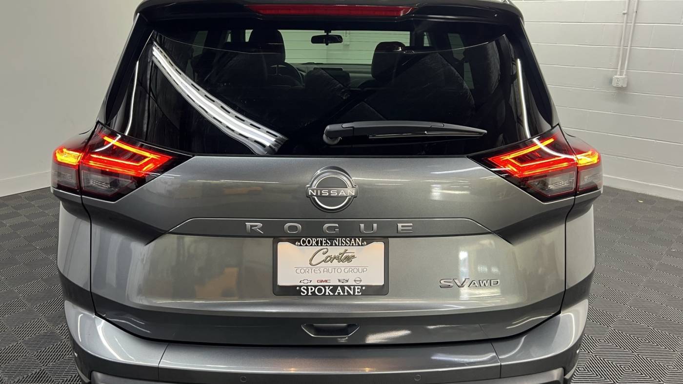 2024 nissan rogue sv