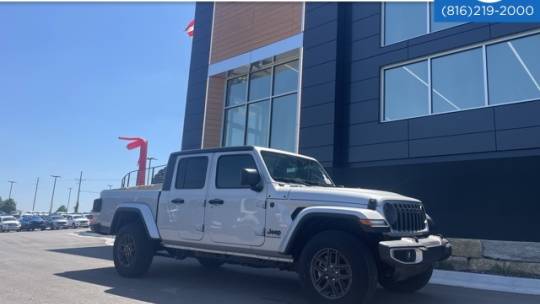2024 Jeep Gladiator