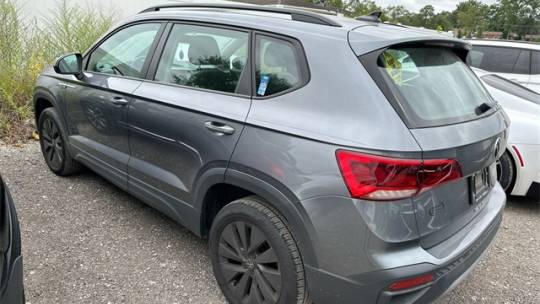 2022 volkswagen taos s