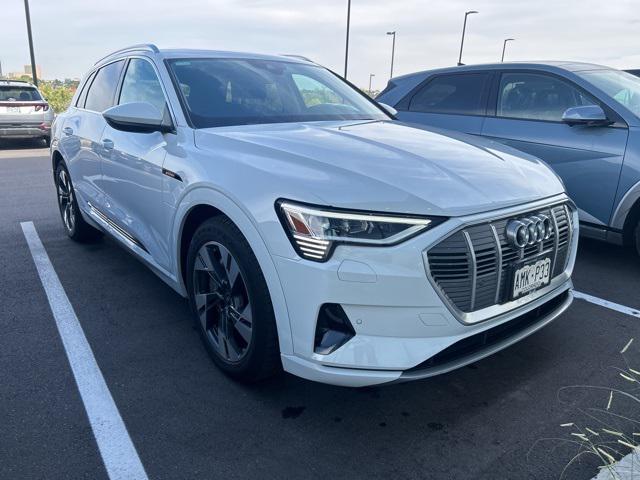 2022 audi e-tron premium