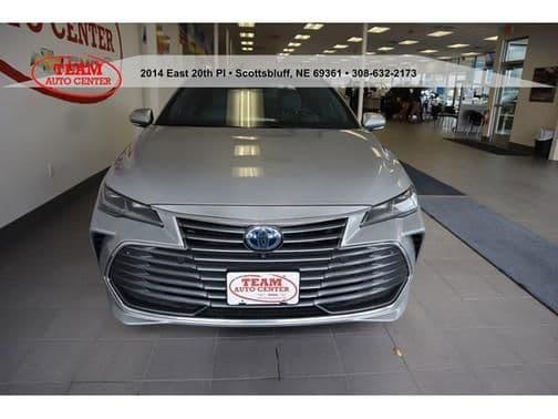 2020 toyota avalon hybrid in madison, wisconsin