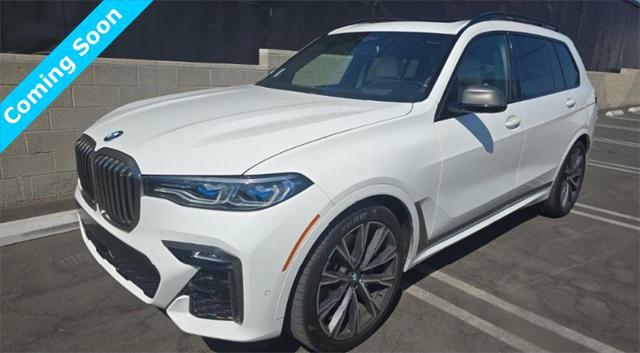 2022 bmw x7 m50i