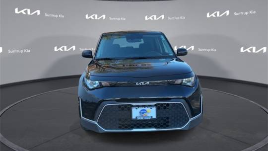 2023 kia soul lx