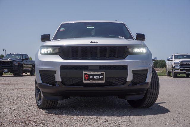 2024 jeep grand cherokee l laredo