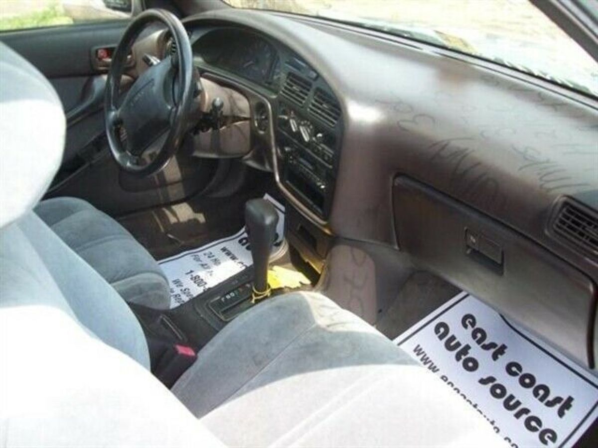 1992 toyota camry le v6 317673 miles silver 4 door 3.0l 6 cyl. gas automatic