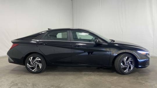 new 2024 hyundai elantra sel ivt