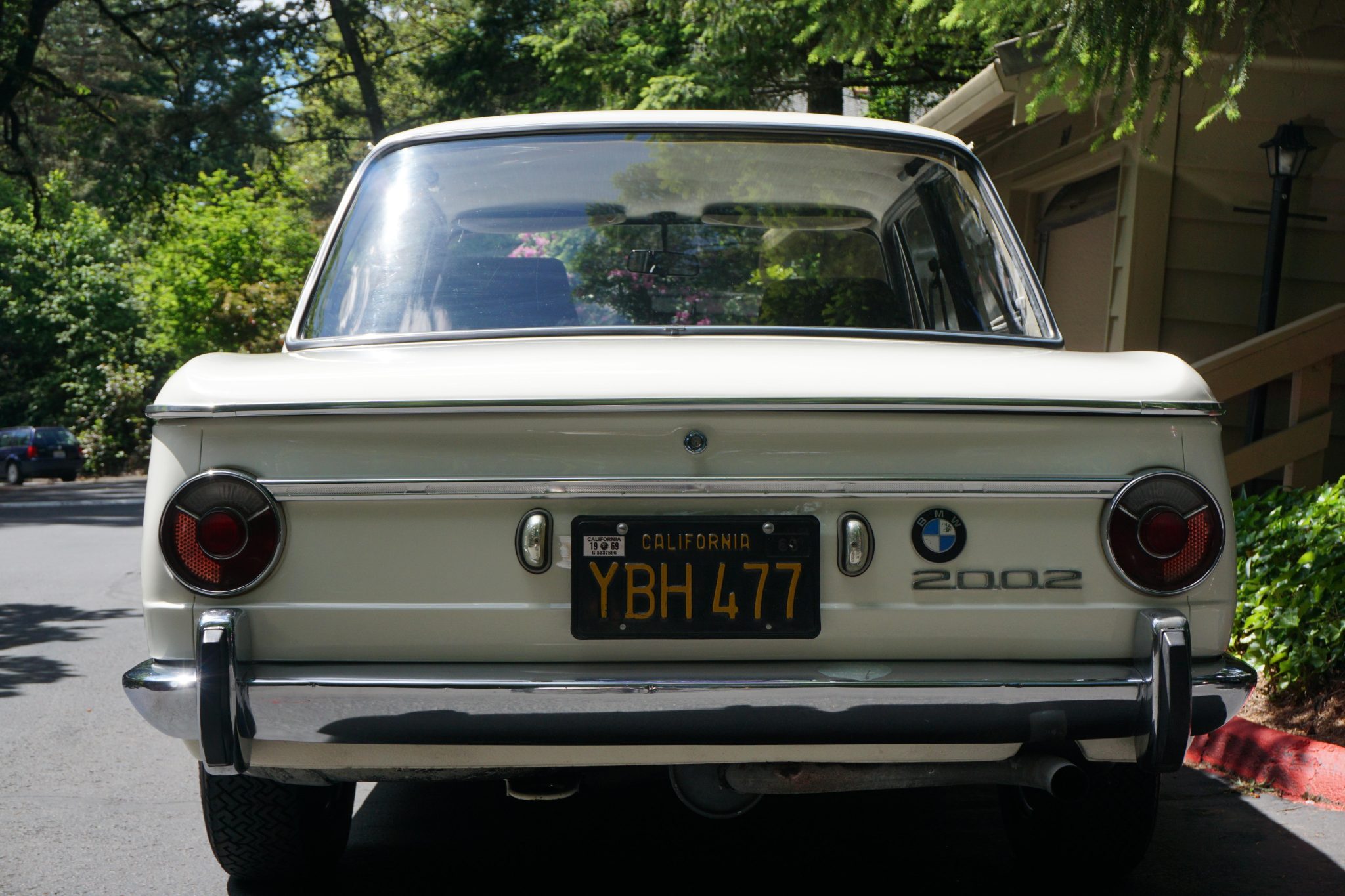 1969 bmw 2002 5-speed