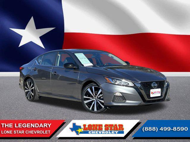 2022 nissan altima sr fwd