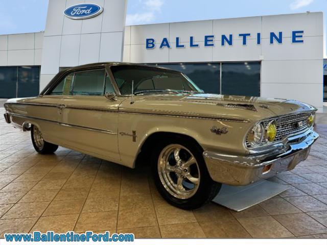 1963 ford galaxie base