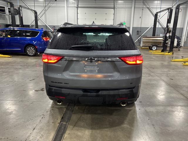 2021 chevrolet traverse lt cloth