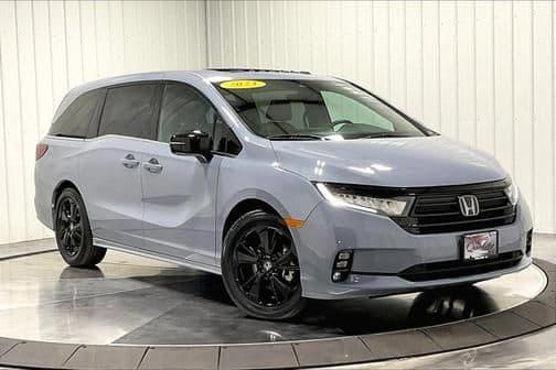 2023 honda odyssey sport in moline, illinois