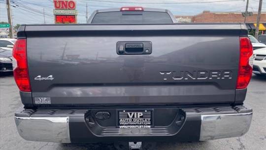 2014 toyota tundra sr5