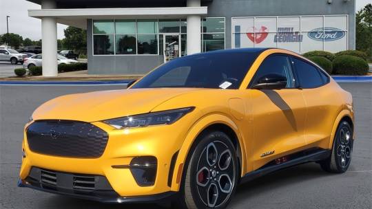 2022 Ford Mustang Mach-E