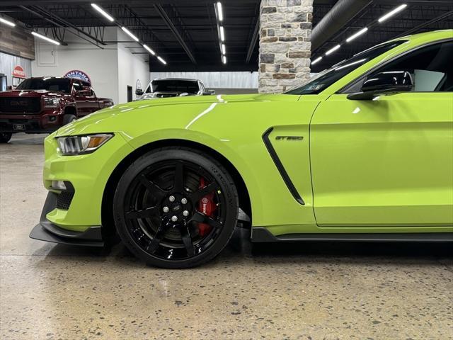 2020 ford shelby gt350 base