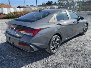 2025 Hyundai Elantra blue