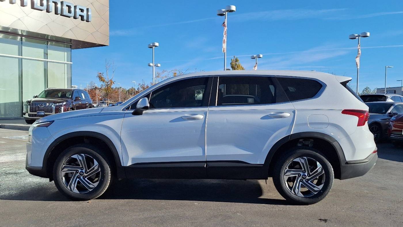 2022 hyundai santa fe se
