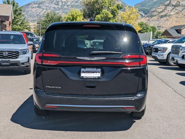 2024 chrysler pacifica touring l