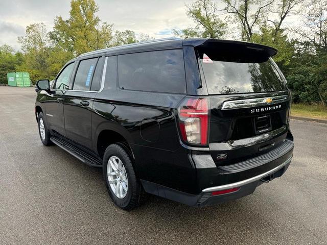 2023 chevrolet suburban lt