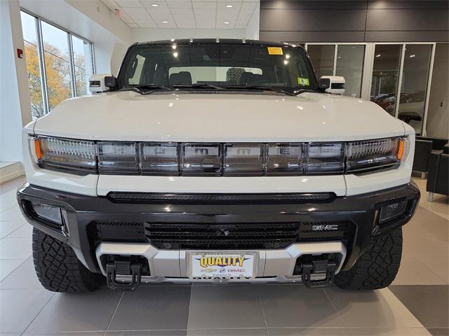 2023 gmc hummer ev base