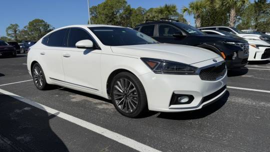 2017 Kia Cadenza