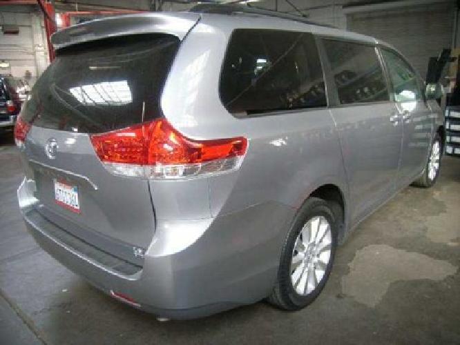 2012 toyota sienna le awd!!!...one owner in san rafael, ca